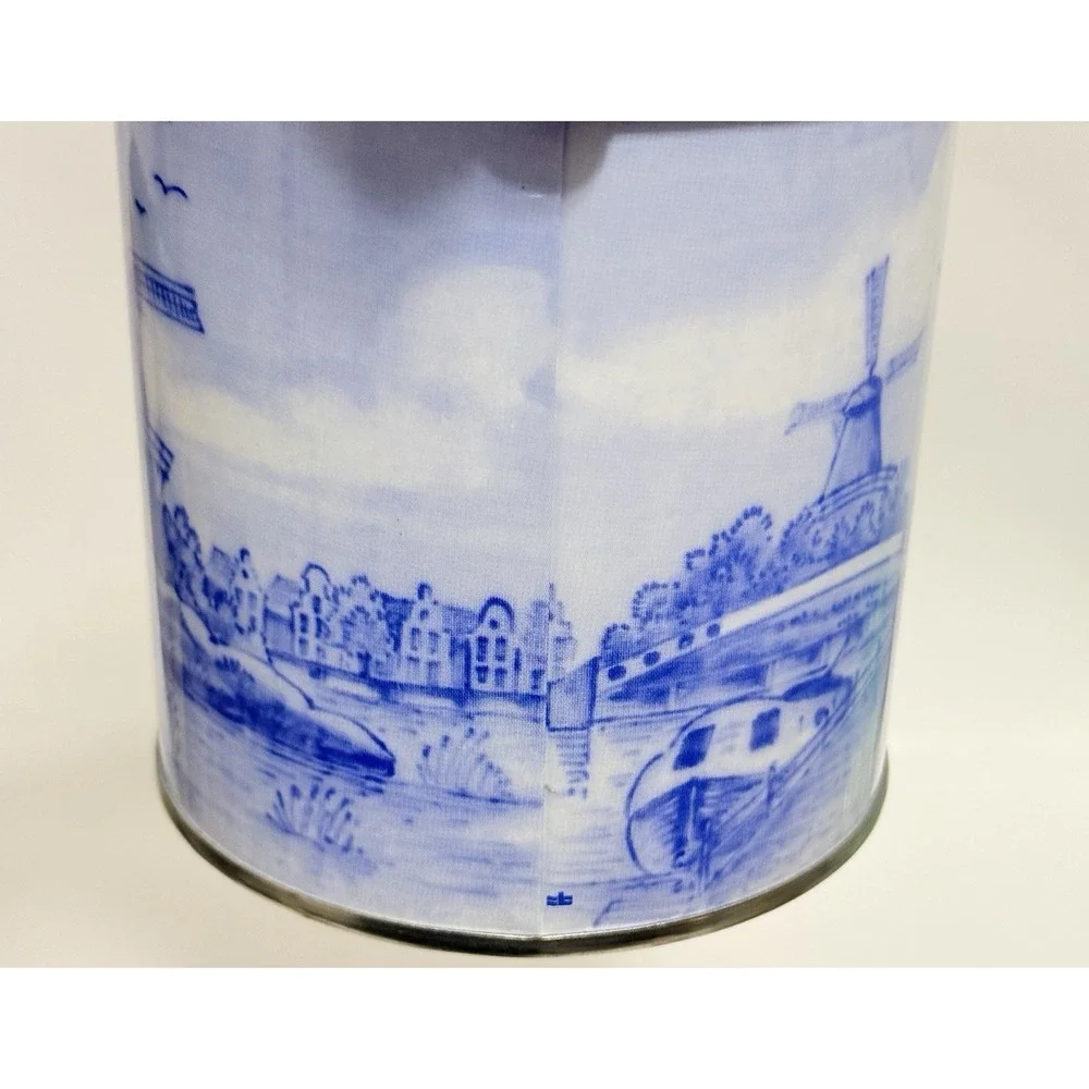 Vintage Fortuin Wilhelmina Pepermunt Tin Delft Blue Style Windmill Dutch 4.5